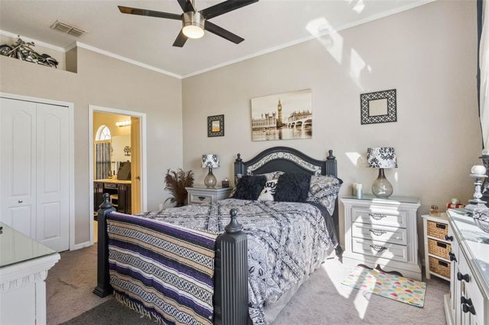 Image No.24-4 Bed Property for sale