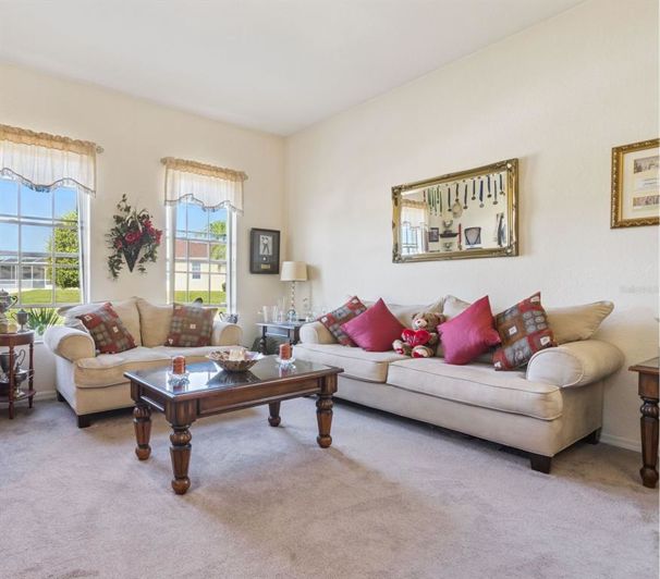 Image No.7-4 Bed Property for sale