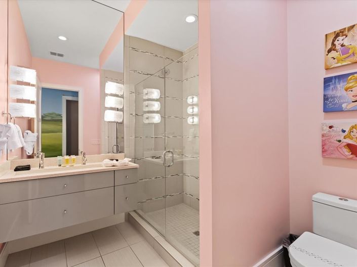 Image No.22-12 Bed Property for sale