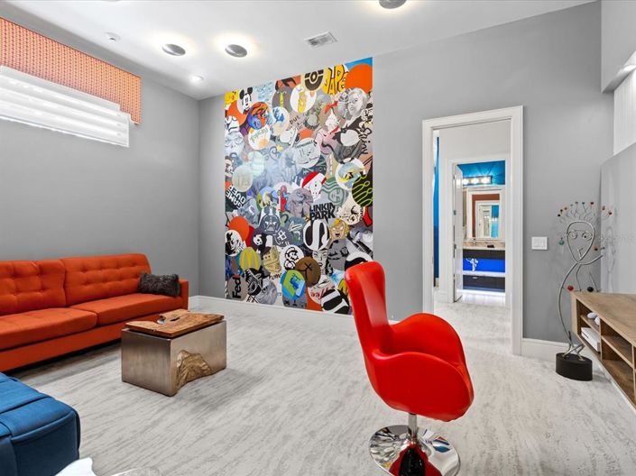 Image No.36-12 Bed Property for sale