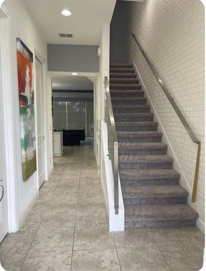 Image No.2-4 Bed Townhouse for sale