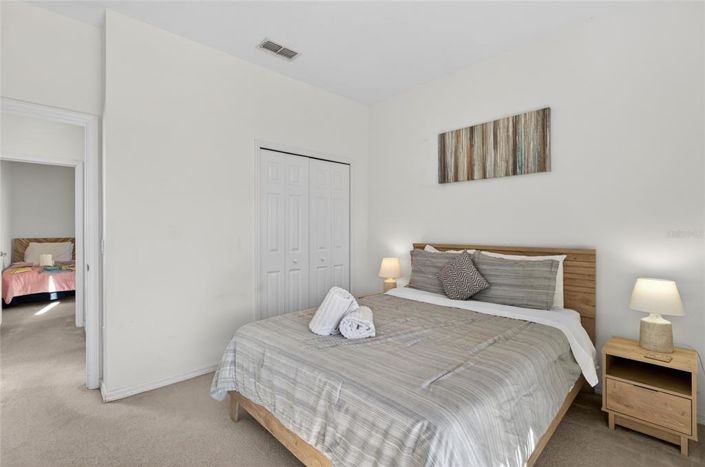 Image No.27-5 Bed Property for sale