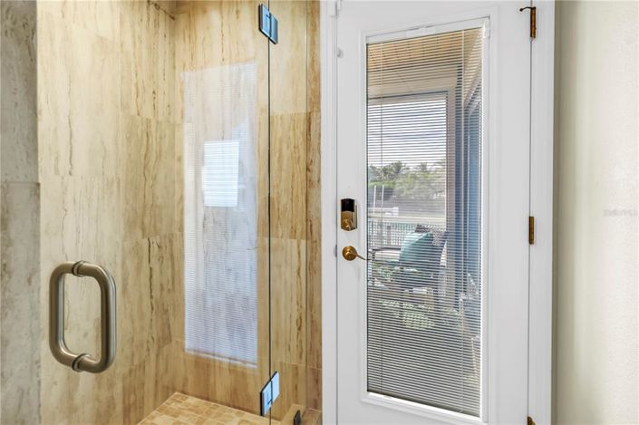 Image No.38-Propriété de 4 chambres à vendre à Floride