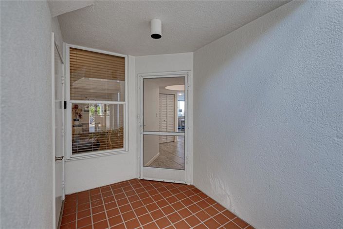 Image No.11-2 Bed Property for sale