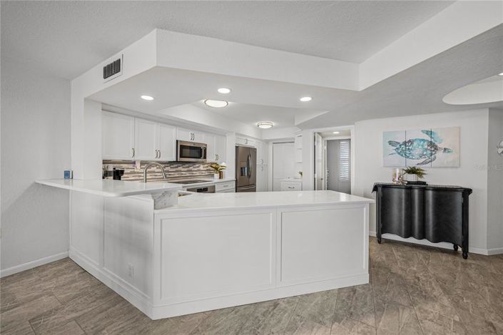 Image No.16-2 Bed Property for sale