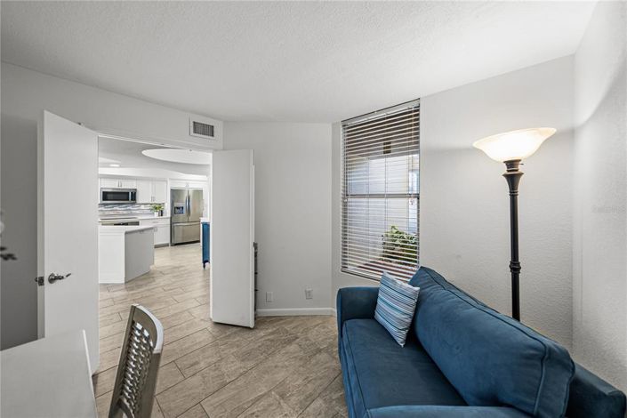 Image No.30-2 Bed Property for sale