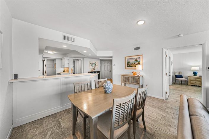 Image No.35-2 Bed Property for sale