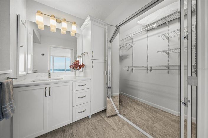 Image No.50-2 Bed Property for sale