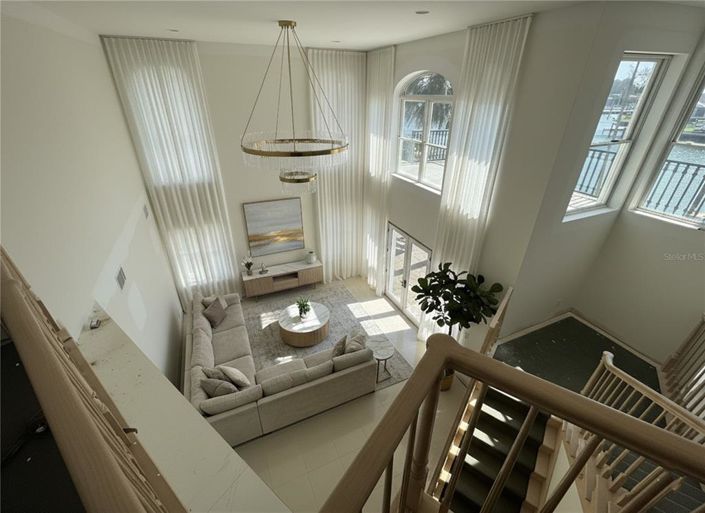 Image No.5-Propriété de 5 chambres à vendre à Floride