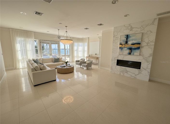 Image No.8-Propriété de 5 chambres à vendre à Floride