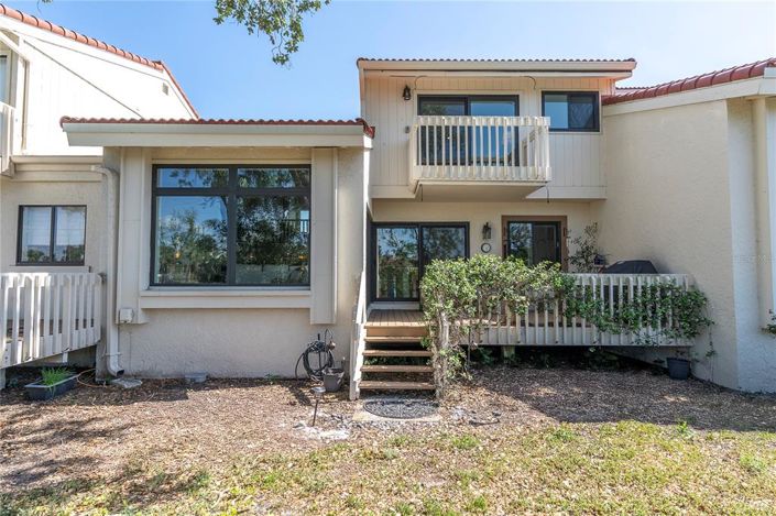 Image No.30-3 Bed Townhouse for sale