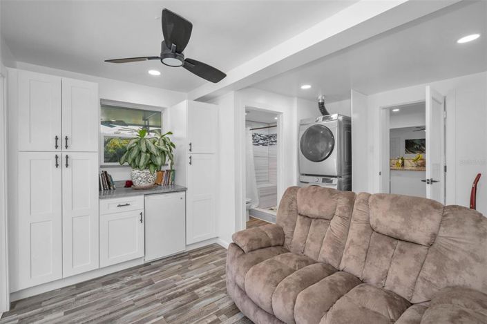 Image No.17-3 Bed Property for sale