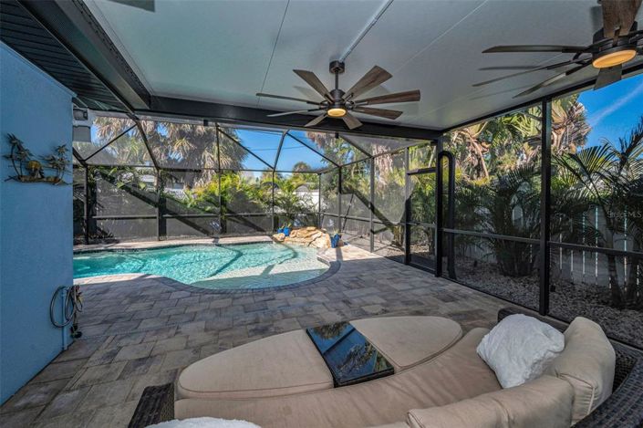 Image No.38-3 Bed Property for sale