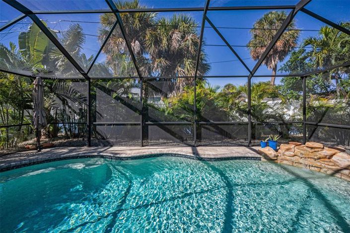 Image No.44-3 Bed Property for sale