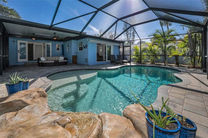 Image No.48-3 Bed Property for sale