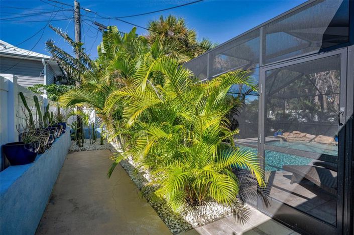 Image No.58-3 Bed Property for sale