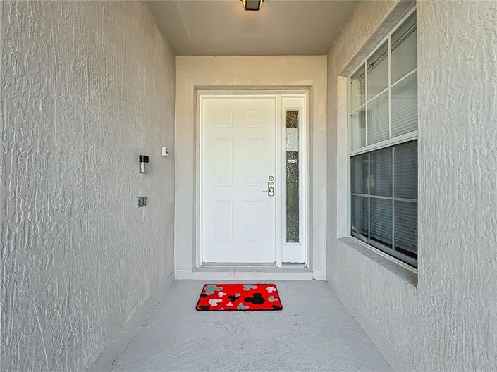 Image No.10-3 Bed Property for sale