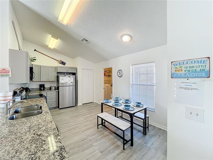 Image No.11-3 Bed Property for sale