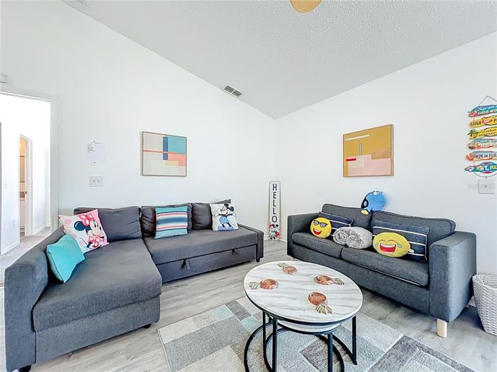 Image No.26-3 Bed Property for sale