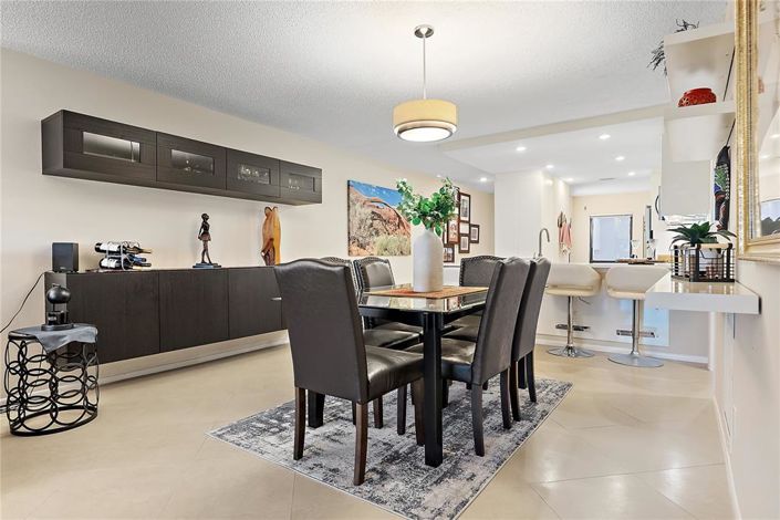 Image No.13-2 Bed Property for sale