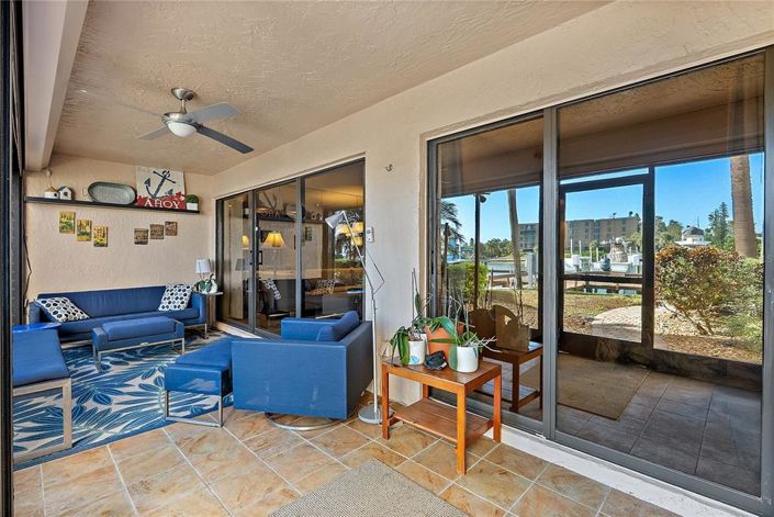 Image No.22-2 Bed Property for sale