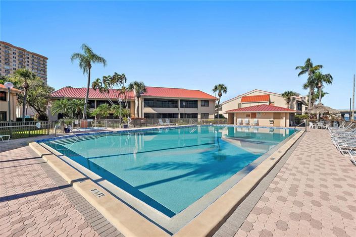 Image No.27-2 Bed Property for sale