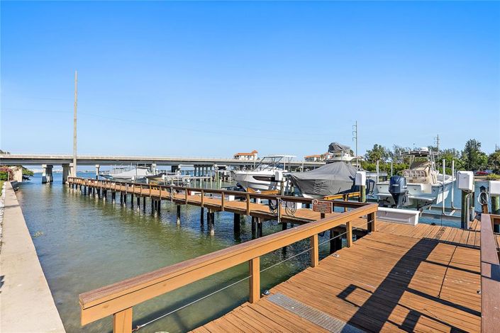 Image No.30-2 Bed Property for sale