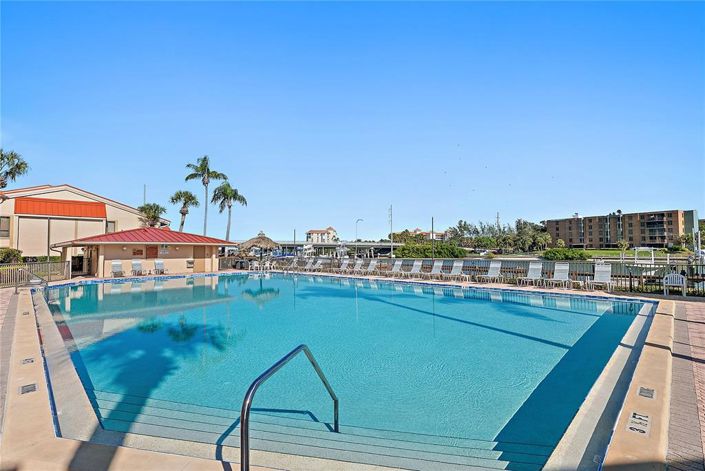 Image No.32-2 Bed Property for sale