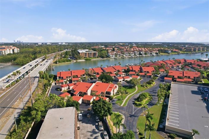 Image No.38-2 Bed Property for sale