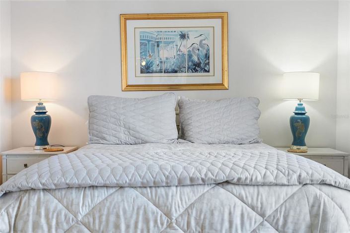 Image No.14-2 Bed Property for sale