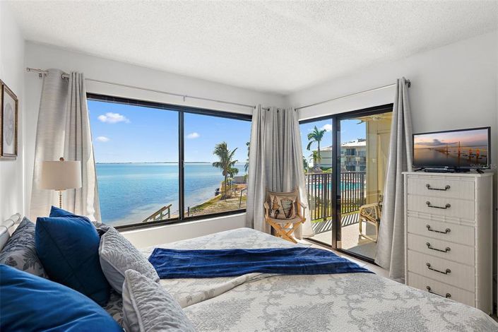 Image No.18-2 Bed Property for sale