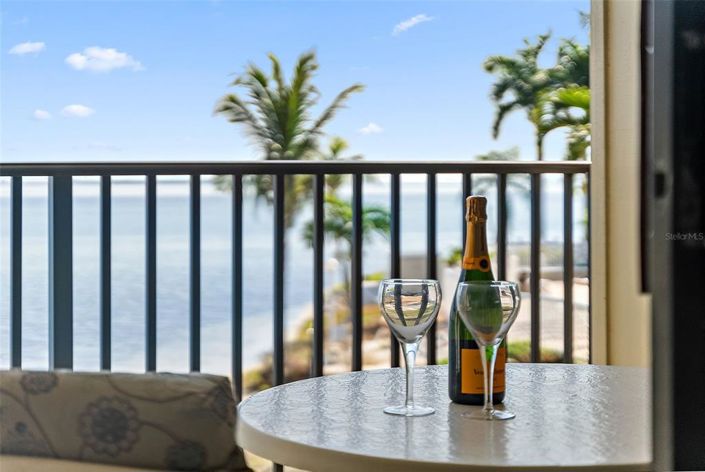 Image No.4-2 Bed Property for sale