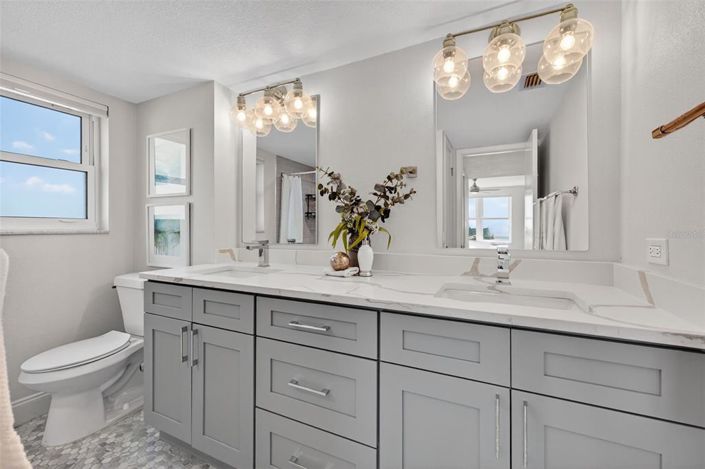 Image No.30-2 Bed Property for sale