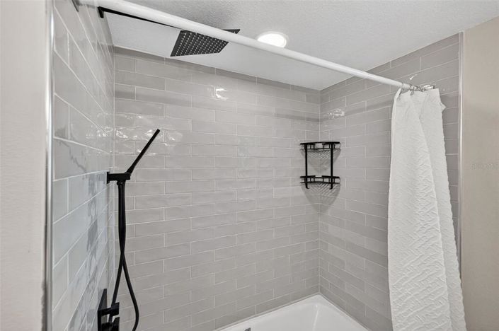 Image No.31-2 Bed Property for sale