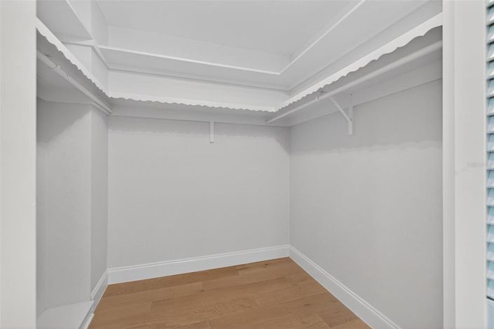 Image No.32-2 Bed Property for sale