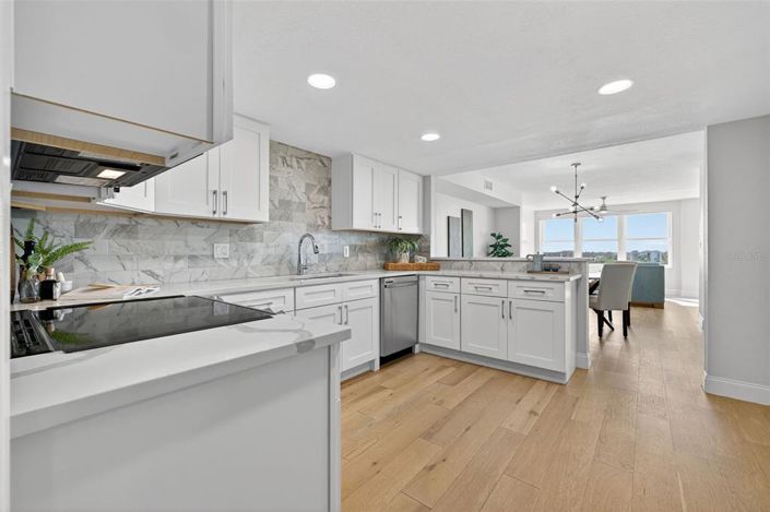 Image No.8-2 Bed Property for sale