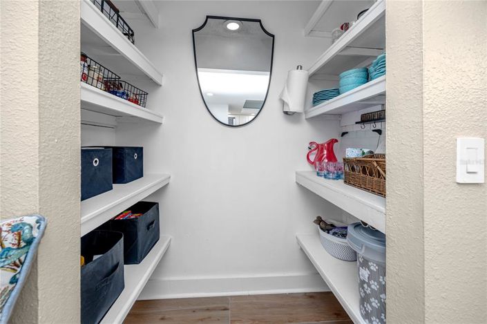 Image No.18-2 Bed Townhouse for sale