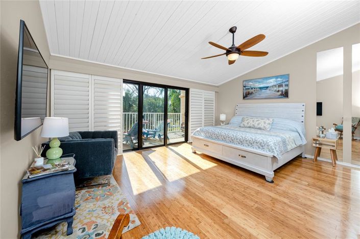 Image No.21-2 Bed Townhouse for sale