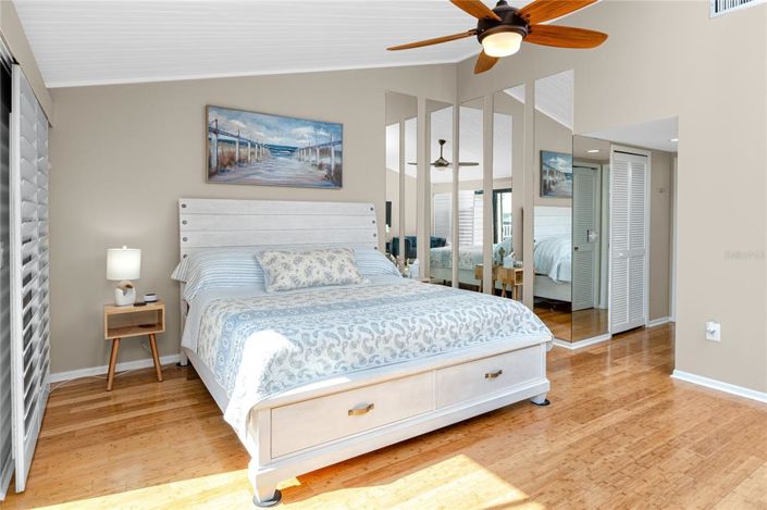 Image No.24-2 Bed Townhouse for sale