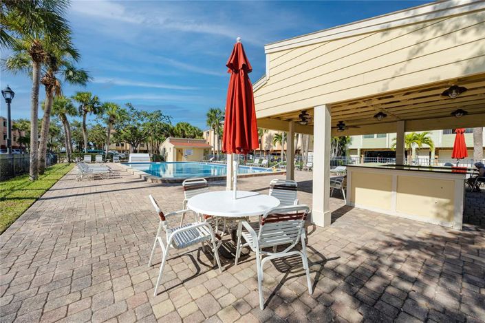 Image No.41-2 Bed Townhouse for sale