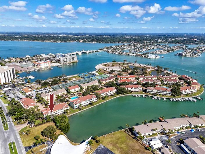 Image No.45-2 Bed Townhouse for sale