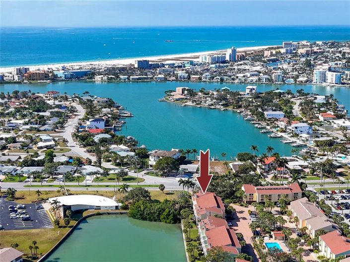 Image No.49-2 Bed Townhouse for sale