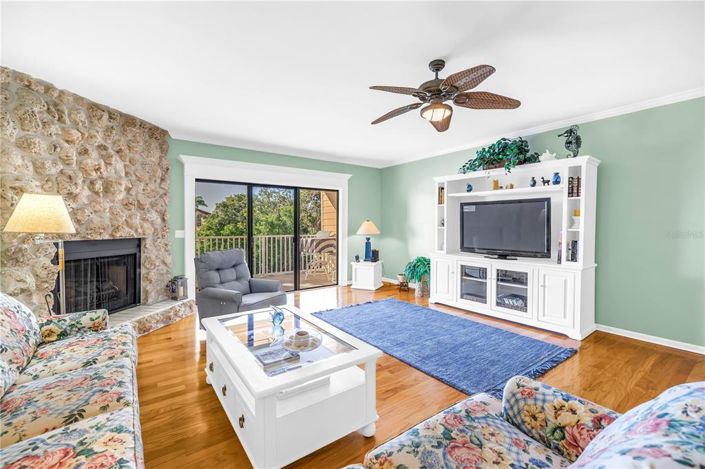 Image No.11-2 Bed Townhouse for sale