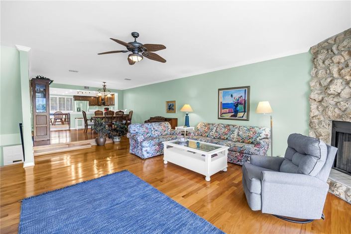 Image No.13-2 Bed Townhouse for sale