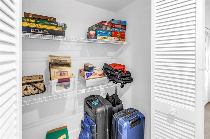 Image No.36-2 Bed Townhouse for sale