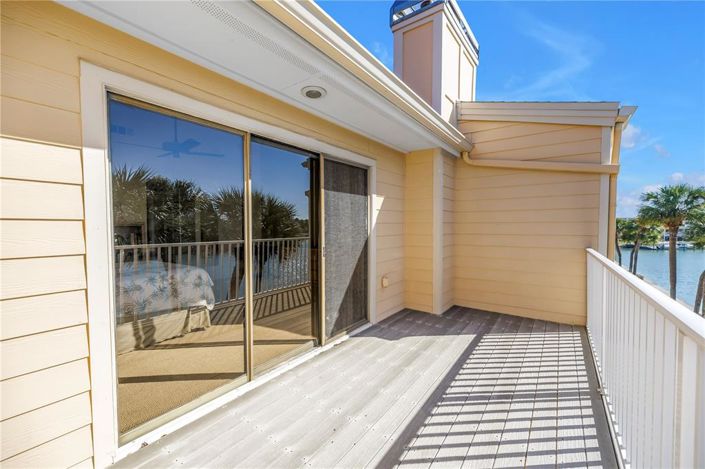 Image No.42-2 Bed Townhouse for sale