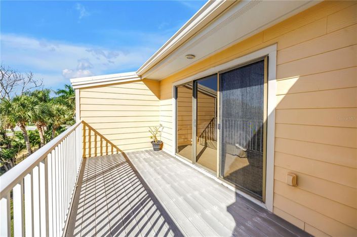 Image No.44-2 Bed Townhouse for sale