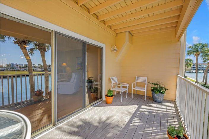 Image No.48-2 Bed Townhouse for sale