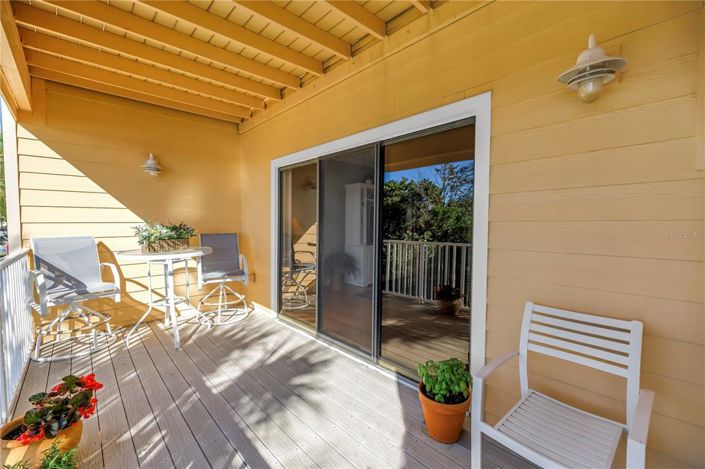 Image No.50-2 Bed Townhouse for sale