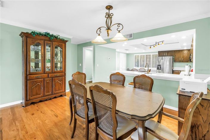 Image No.51-2 Bed Townhouse for sale